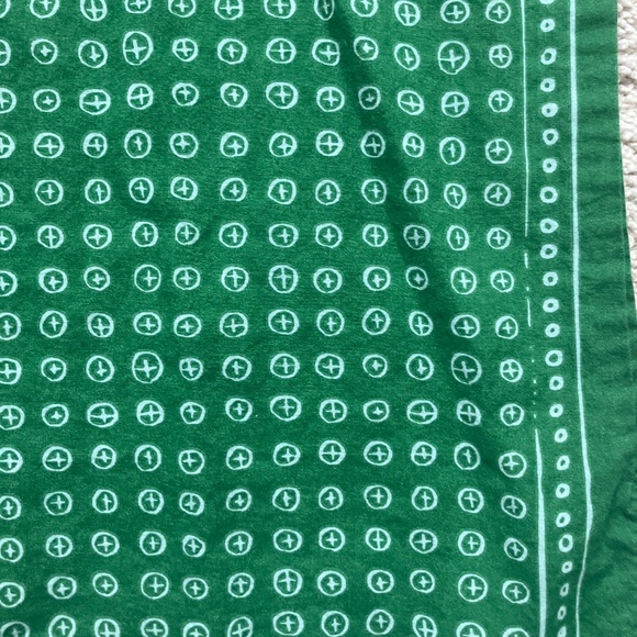 Green Hemlock Scark - Picture 2 of 4